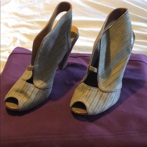 Coclico laser-cut heel Size 40